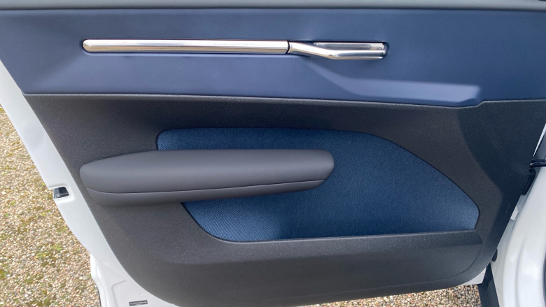 Volvo EX30 200kW SM Extended Range Ultra 69kWh 5dr Auto Electric Estate